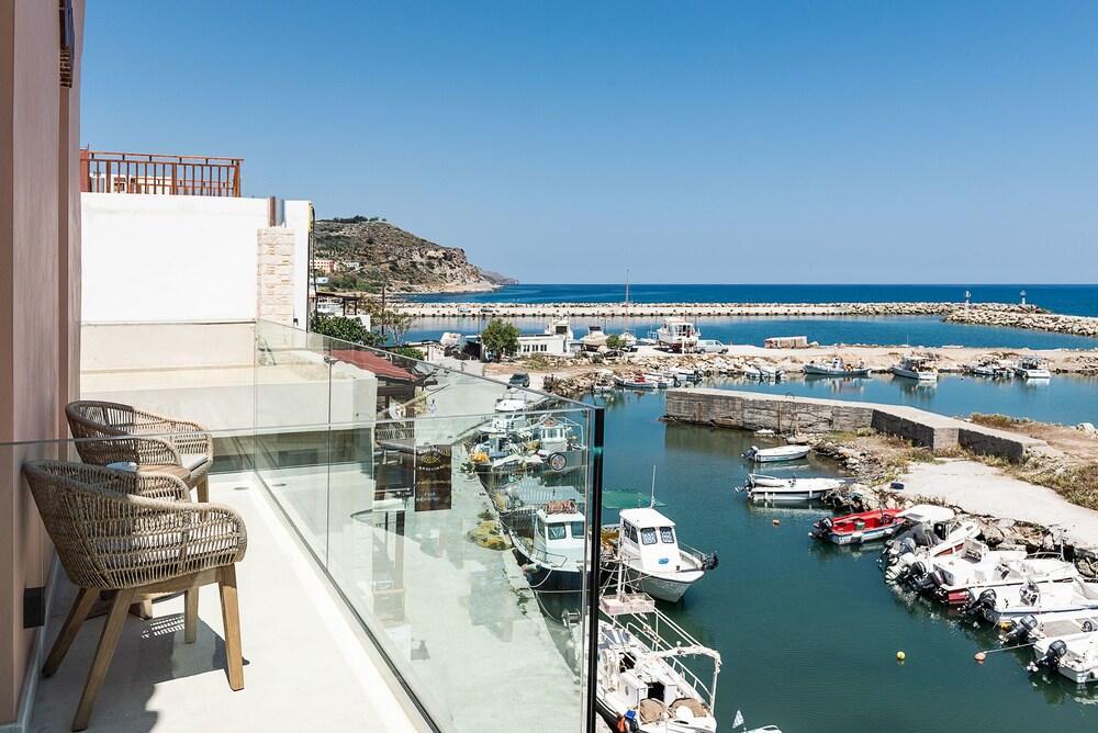 Avra Apartments Kolymbari Harbour 외부 사진