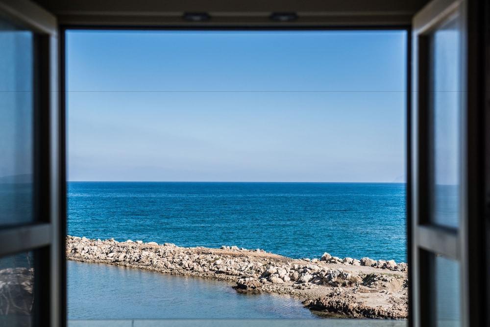 Avra Apartments Kolymbari Harbour 외부 사진